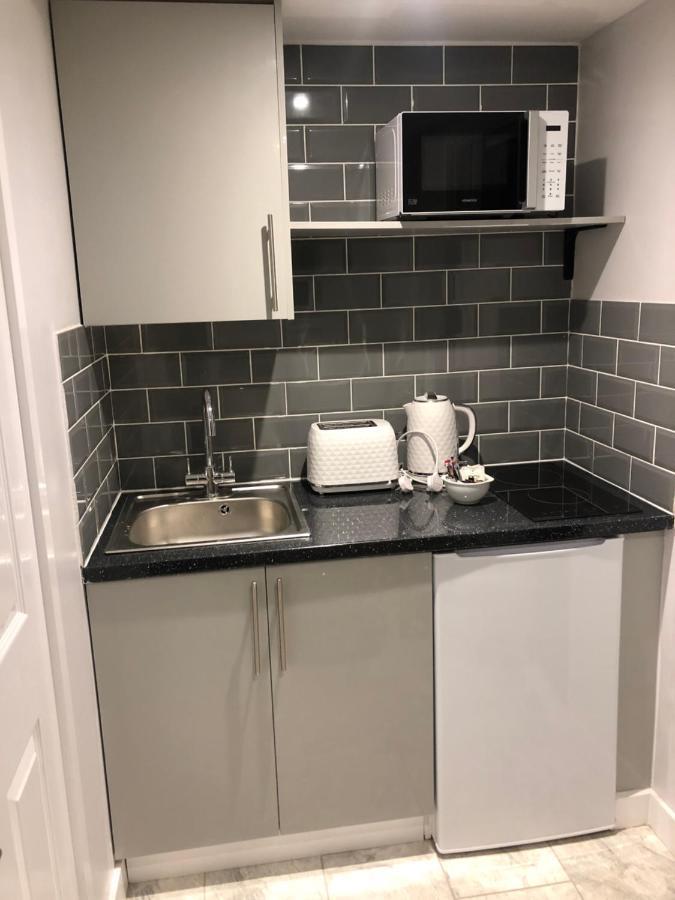 Exclusive Modern Decorated 1 Bedroom Detached Studio Newport  Exterior foto